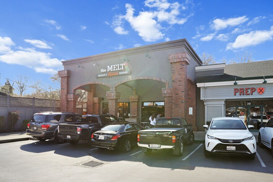 More Photos Of 70 Railroad Ave, Danville Office For Sale