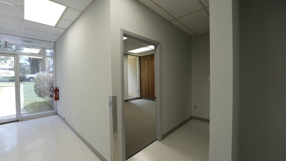 More Photos Of 1281 Ebenezer Rd, Rock Hill Office For Lease