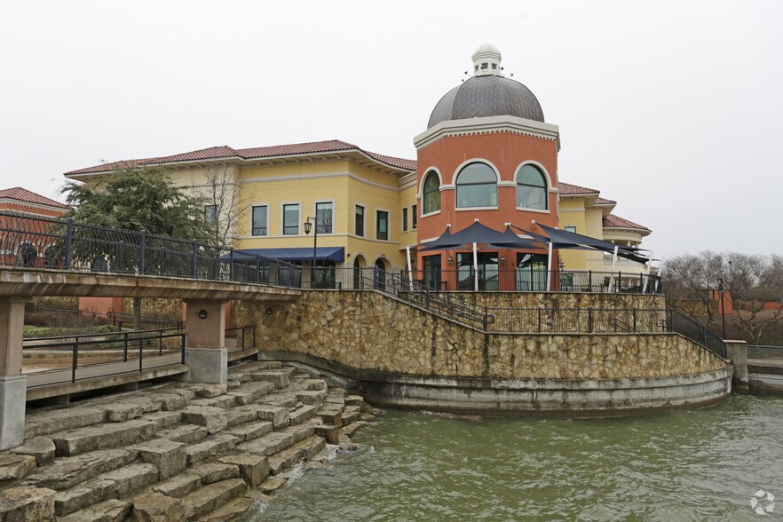 More Photos Of 2091-2101 Summer Lee Dr, Rockwall Office For Lease