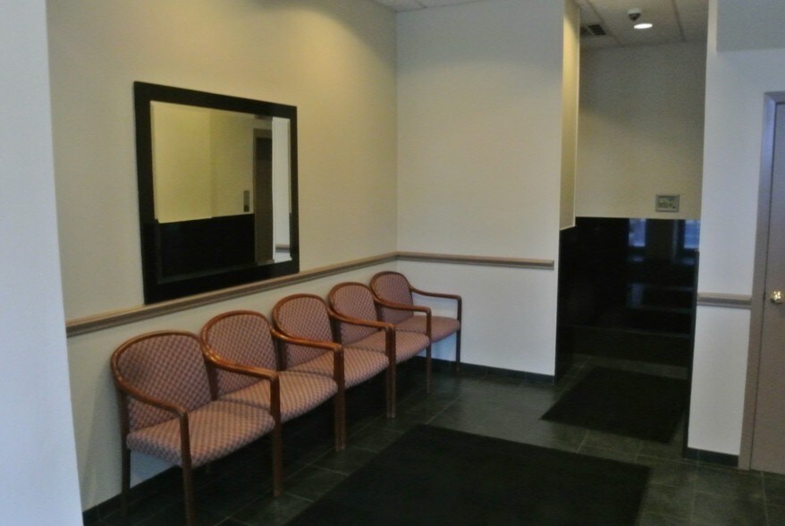 More Photos Of 1234 Summer St, Stamford Medical For Lease
