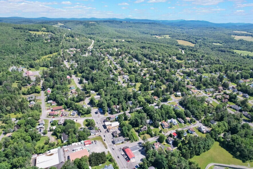 More Photos Of 301 N Main St, Liberty Auto Salvage Facility For Sale