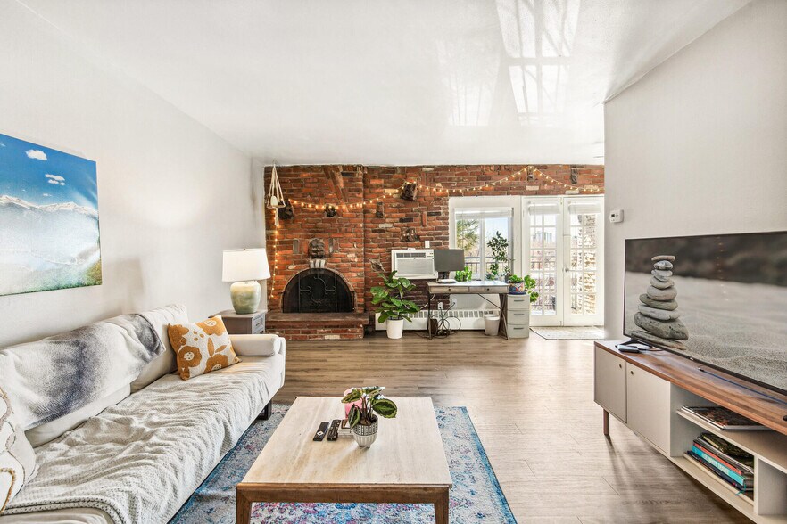 More Photos Of 1201 Clarkson St, Denver Apartments For Sale