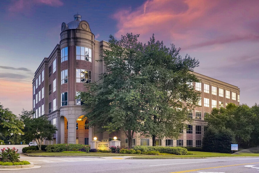 More Photos Of 755 Mount Vernon Hwy NE, Atlanta Medical For Lease