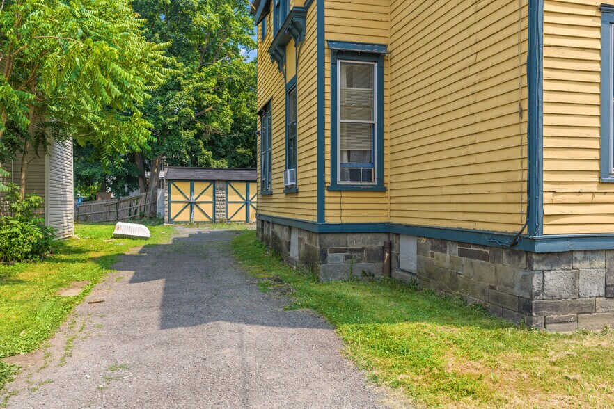 More Photos Of 158 Chapin St, Binghamton Apartments For Sale