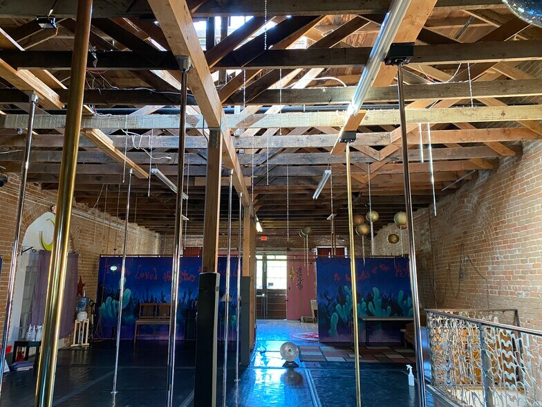 More Photos Of 15-19 E Toole Ave, Tucson Storefront For Lease