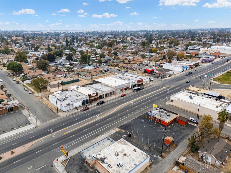 More Photos Of 919 N Chester Ave, Bakersfield Storefront Retail Office For Sale