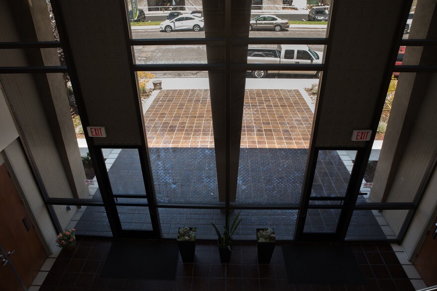 More Photos Of 8305 Vickers St, San Diego Office For Lease