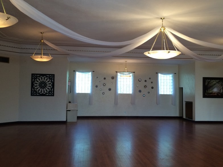 More Photos Of 542 W Park Ave, Barberton Lodge Meeting Hall For Sale
