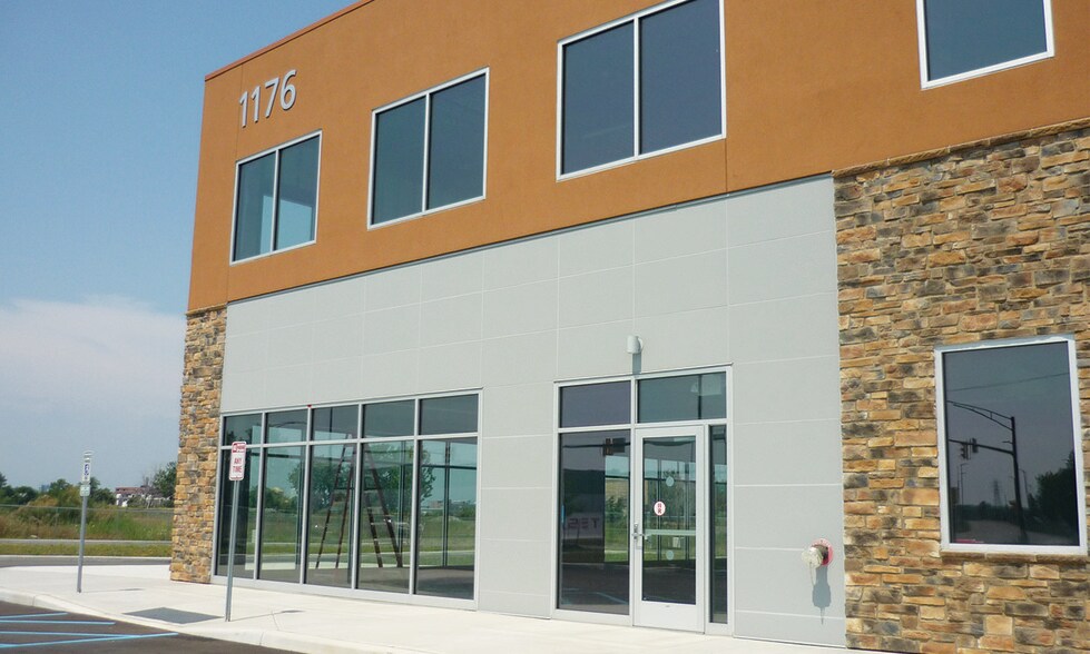 More Photos Of 1176 S Park Ave, Buffalo Medical For Sale