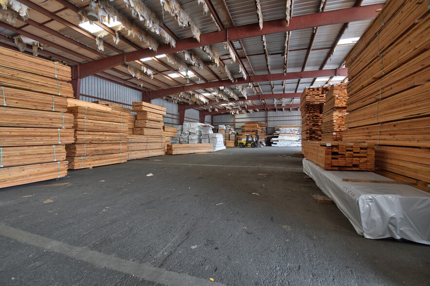 More Photos Of 98 US Highway 101 Hwy, Hoquiam Lumberyard For Sale