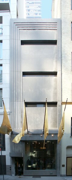 More Photos Of 11 W 56th St, New York Storefront Retail Office For Lease