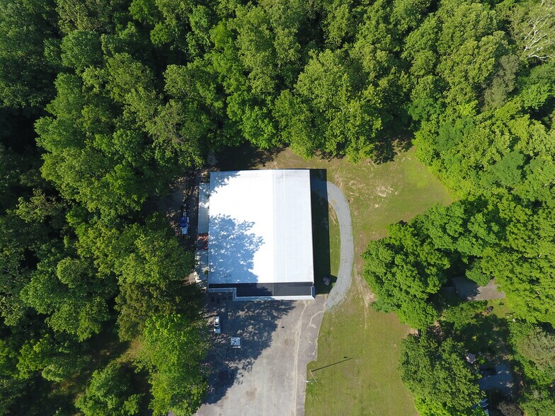 More Photos Of 15268 Kings, Montross Light Distribution For Sale