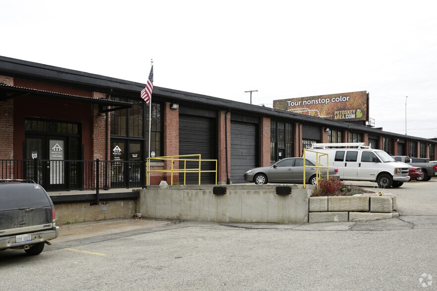 More Photos Of 401 Hall St SW, Grand Rapids Loft Creative Space For Sale