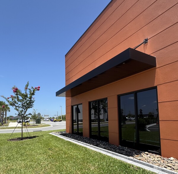 More Photos Of 8795 Ivanhoe Drive, Melbourne Medical For Lease