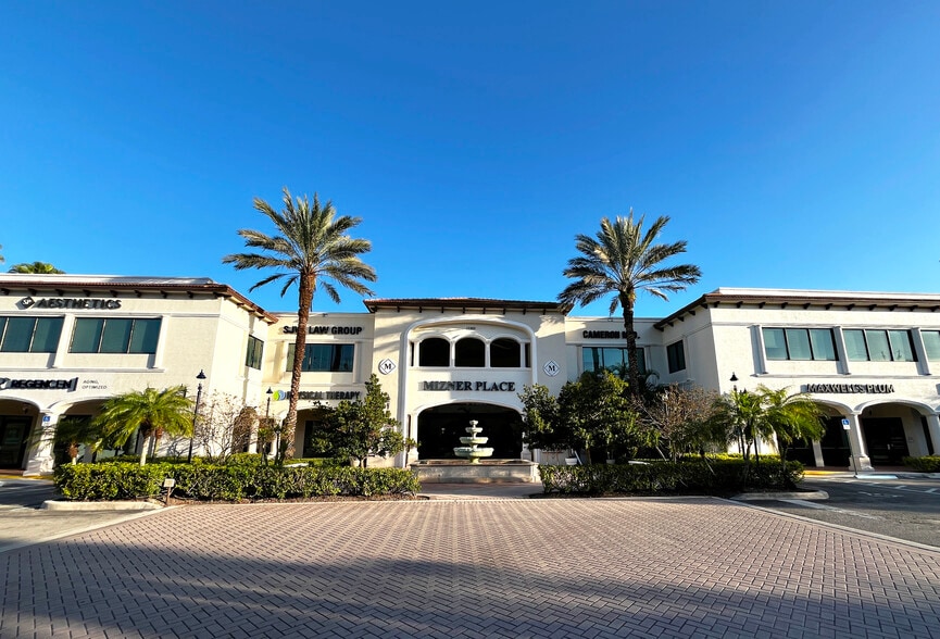 More Photos Of 12300 S Shore Blvd, Wellington Medical For Lease