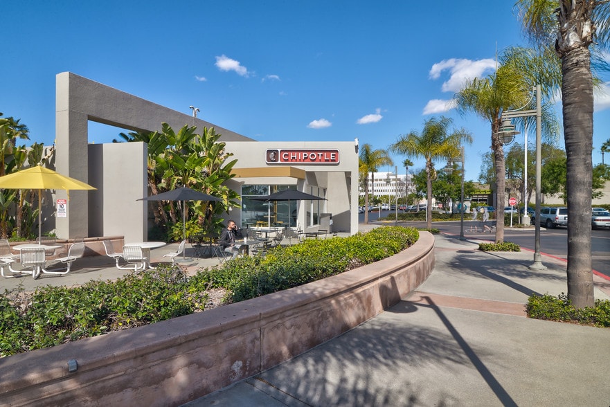 More Photos Of 4840 Shawline St, San Diego Unknown For Lease