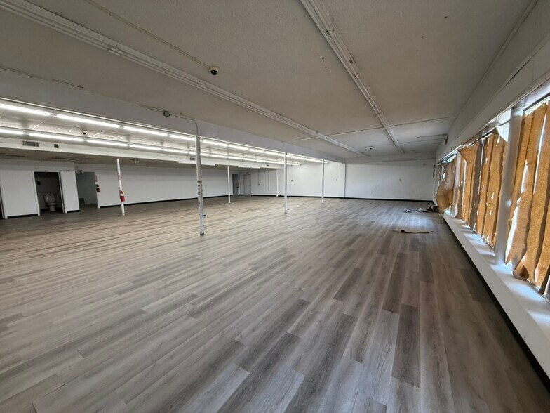 More Photos Of 3984 Lawrenceville Hwy, Tucker Unknown For Lease
