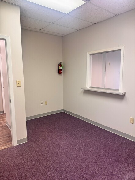 More Photos Of 100 - 104 Business Park Dr, Ridgeland Office For Sale