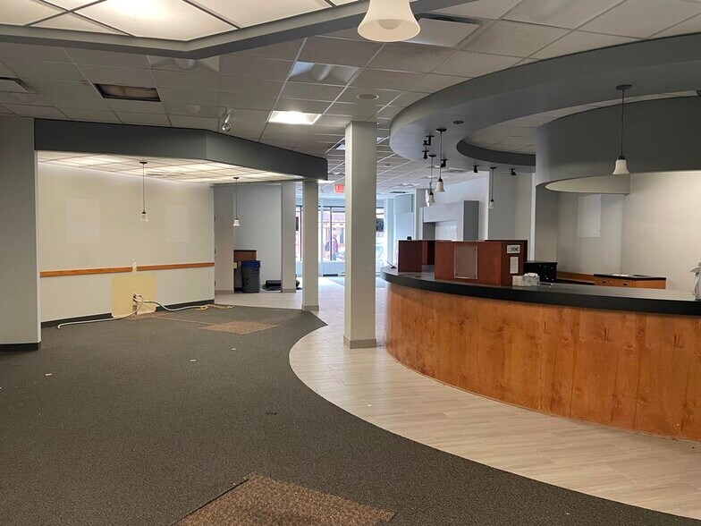 More Photos Of 4601-4609 N Lincoln Ave, Chicago Multifamily For Sale