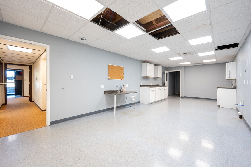 More Photos Of 5767 PA-981 Hwy, Latrobe Medical For Sale