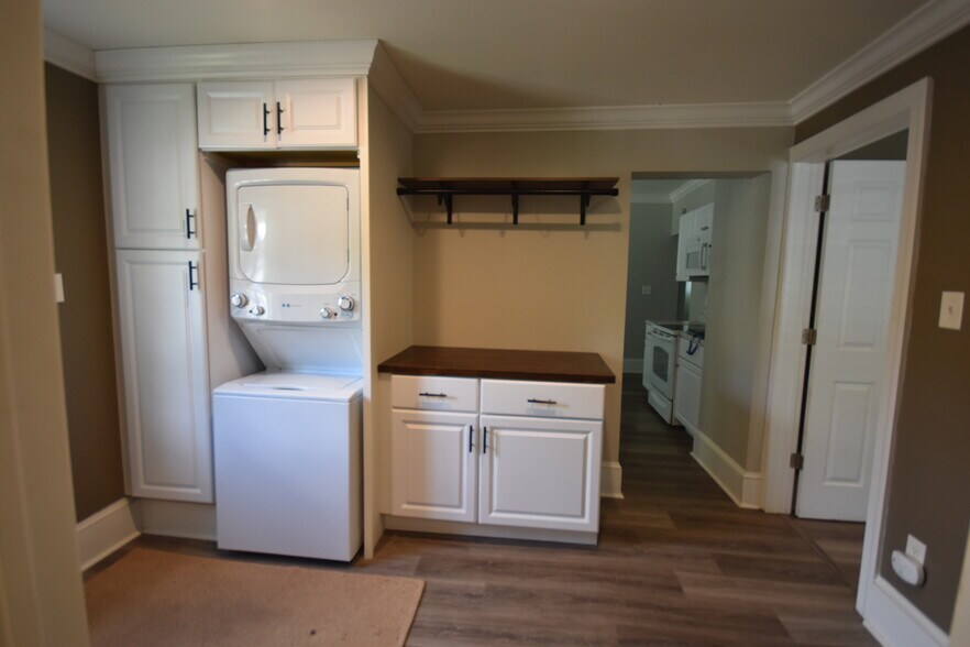 More Photos Of 309 White Horse Pike, Haddon Heights Office For Sale