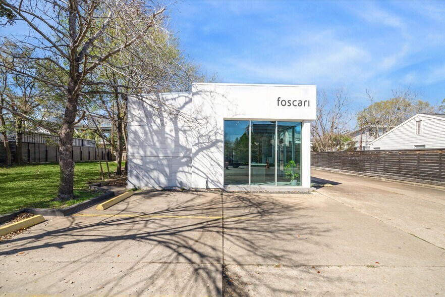 More Photos Of 2226 Richmond Ave, Houston Freestanding For Sale