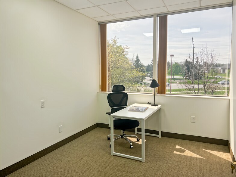 More Photos Of 100 7th Ave, Chardon Coworking Space