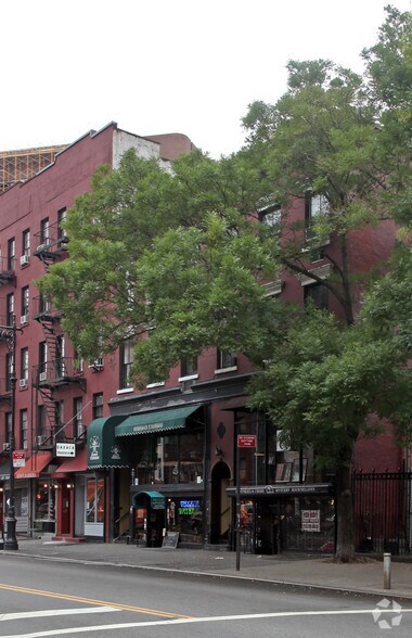 More Photos Of 46 Greenwich Ave, New York Storefront Retail Residential For Lease