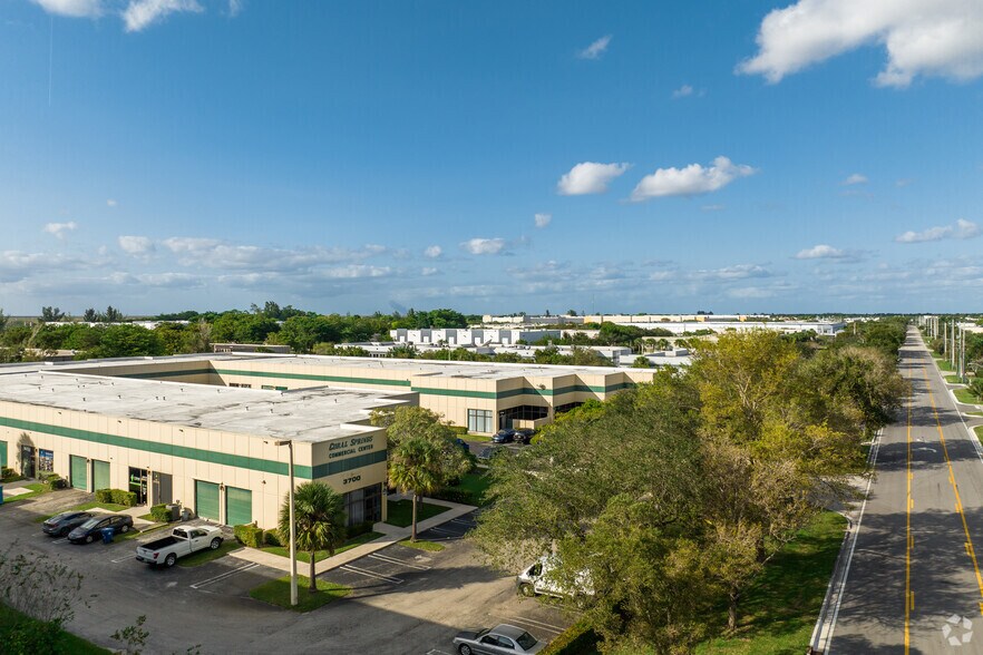 More Photos Of 3700 NW 124th Ave, Coral Springs Warehouse For Lease
