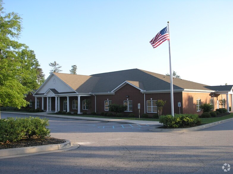 More Photos Of 319 Pelham Rd, Greenville Office For Sale