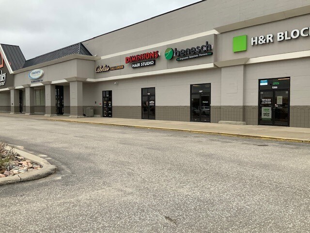 More Photos Of 1215 Allen Dr, Grand Island Unknown For Lease