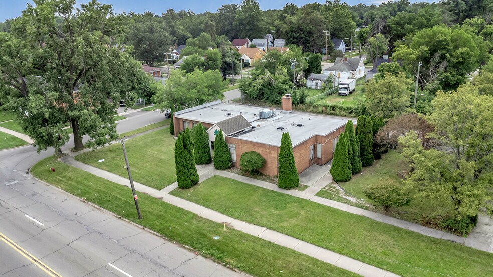 More Photos Of 19711 Greenfield Rd, Detroit Religious Facility For Sale