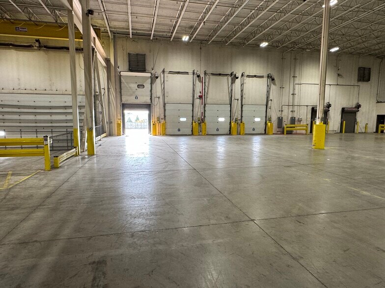 More Photos Of 5158 Williamsport Pike, Martinsburg Warehouse For Lease