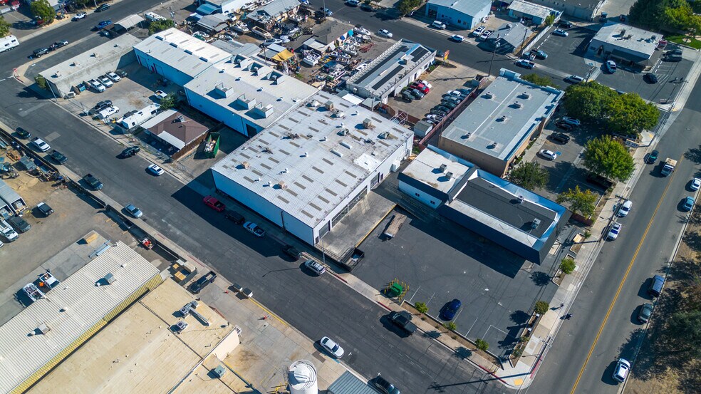 More Photos Of 1321 Railroad Ave, Clovis Warehouse For Sale