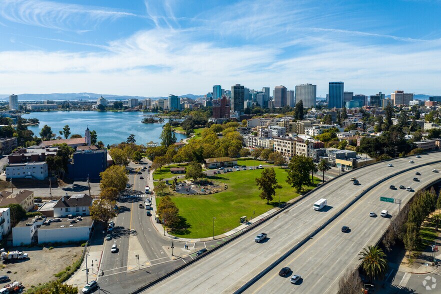 More Photos Of 600 Grand Ave, Oakland Office For Lease