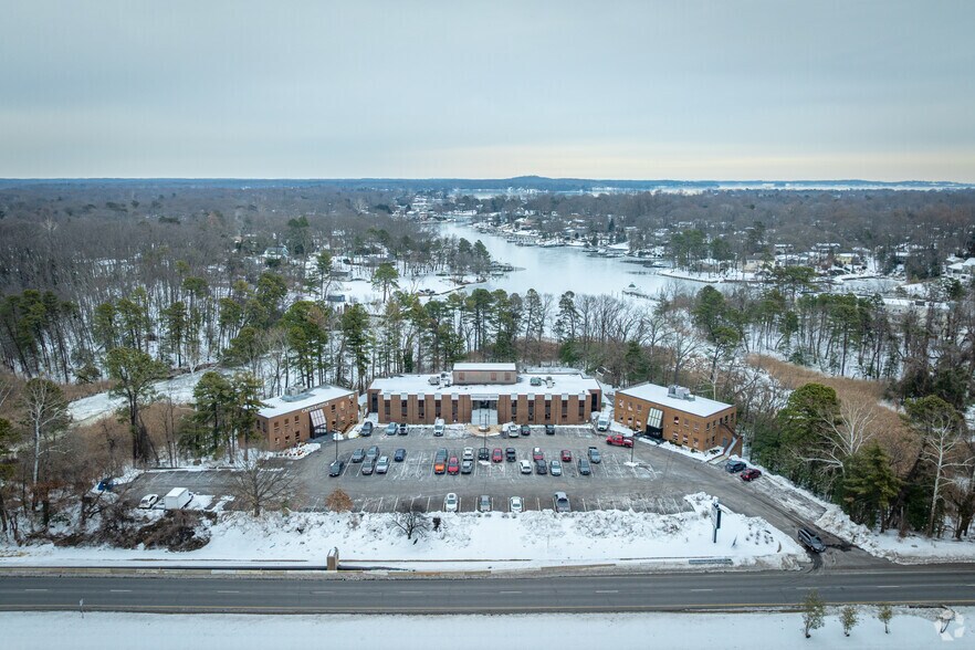 More Photos Of 815 Ritchie Hwy, Severna Park Office For Lease