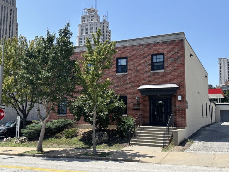 More Photos Of 926 Cherry St, Kansas City Office For Sale