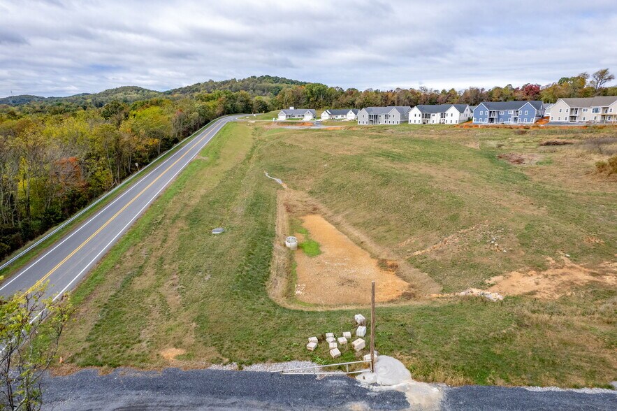 More Photos Of tbd White Hill Road, Staunton General Retail For Lease