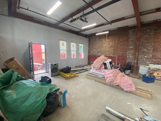 More Photos Of 264 41st St, Brooklyn Warehouse For Lease