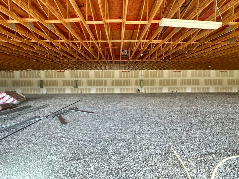 More Photos Of 11011 Kingston Pike, Farragut General Retail For Lease