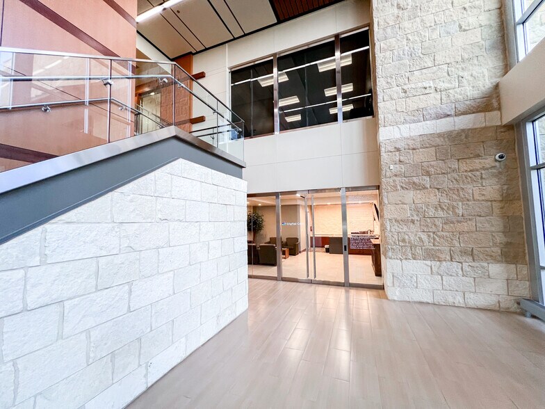 More Photos Of 6301 Holiday Hill Rd, Midland Office For Lease