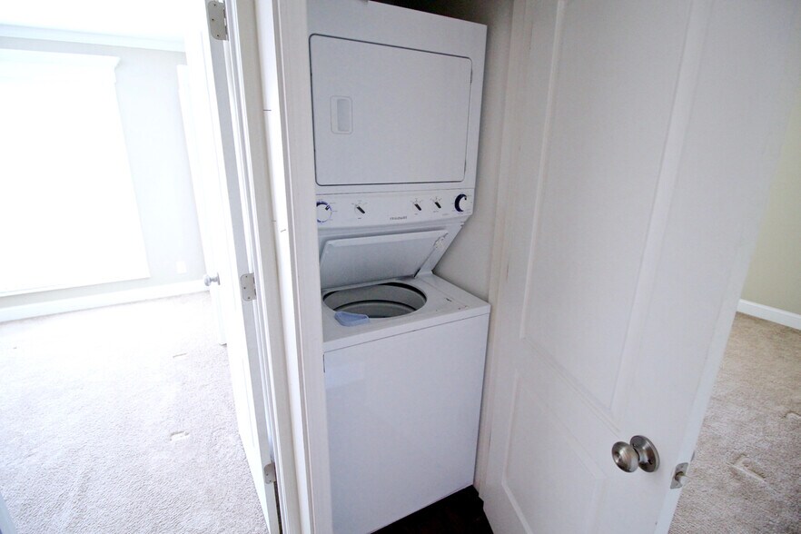 More Photos Of 4427-4433 Holly St, Kansas City Apartments For Sale