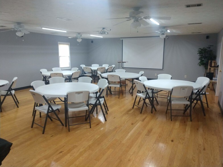 More Photos Of 2227 Idlewood Rd, Tucker Medical For Lease