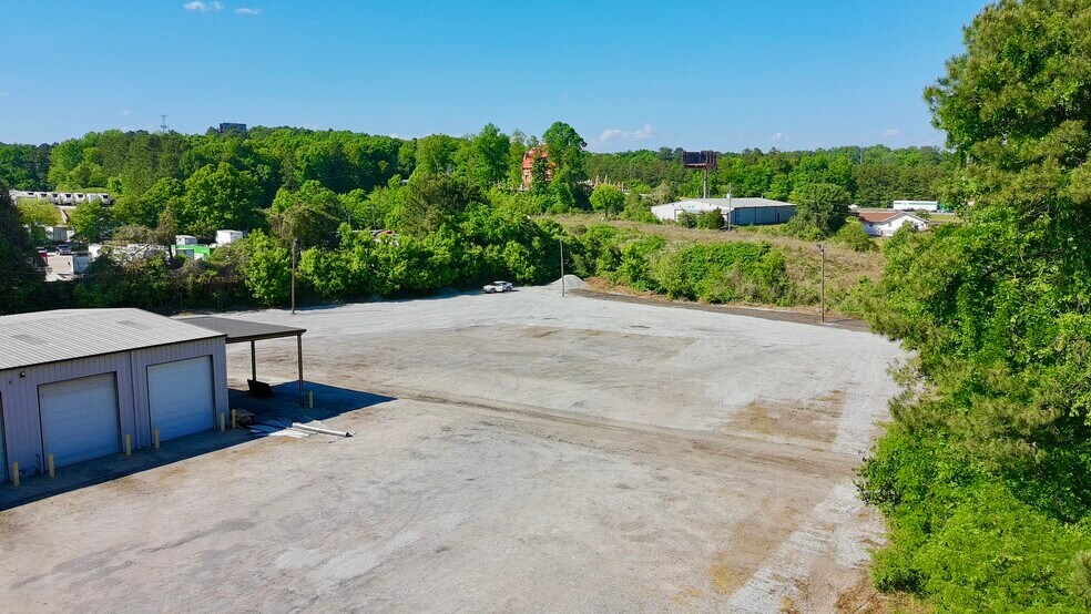 More Photos Of 4490 Bowman Industrial Ct, Conley Service For Lease