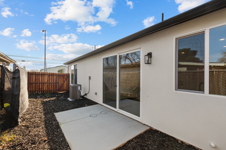More Photos Of 4401 El Camino Ave, Sacramento Apartments For Sale
