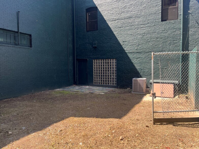 More Photos Of 103 Main St, Ansonia Office Residential For Sale