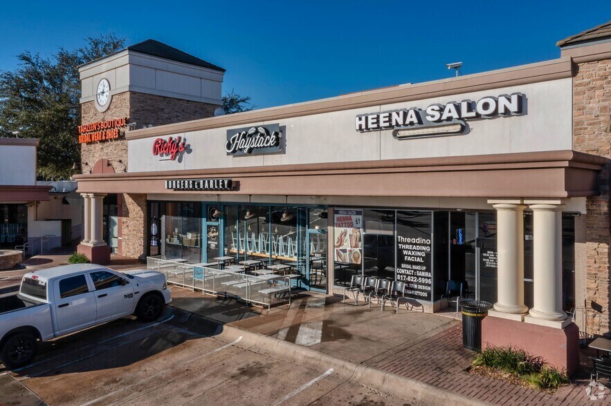 More Photos Of 100 S Central Expy, Richardson General Retail For Lease