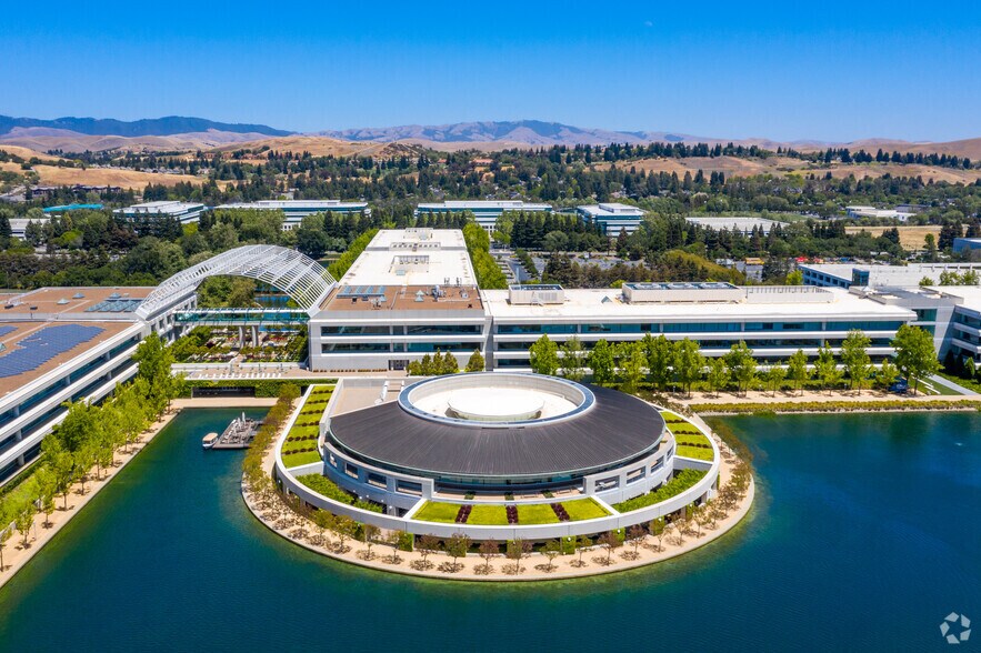 More Photos Of 2600 Camino Ramon, San Ramon Office For Lease