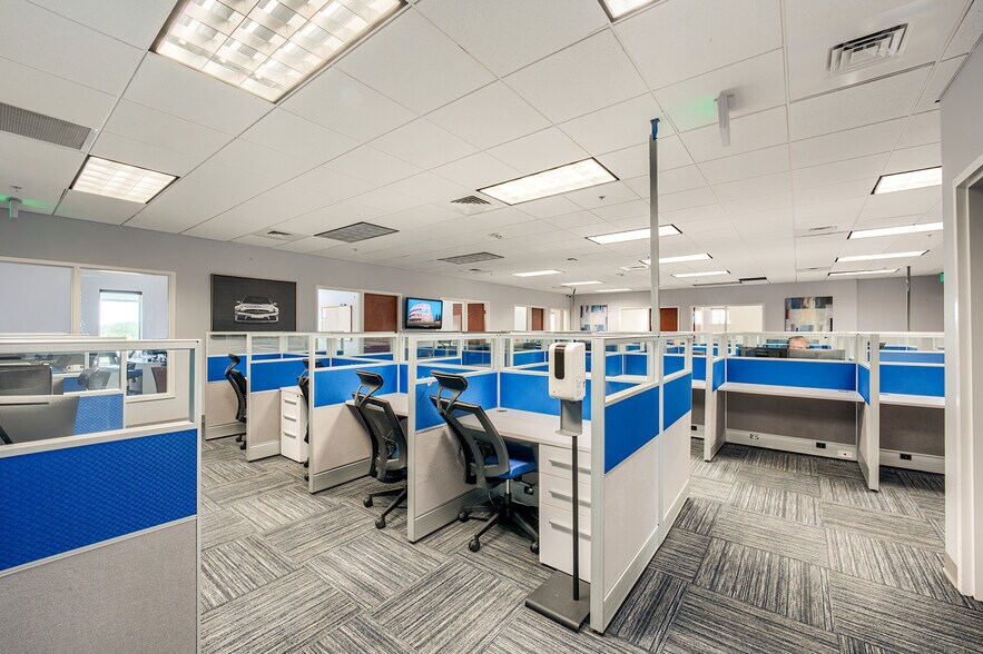 More Photos Of 24031 Tamiami Trl, Bonita Springs Office For Lease