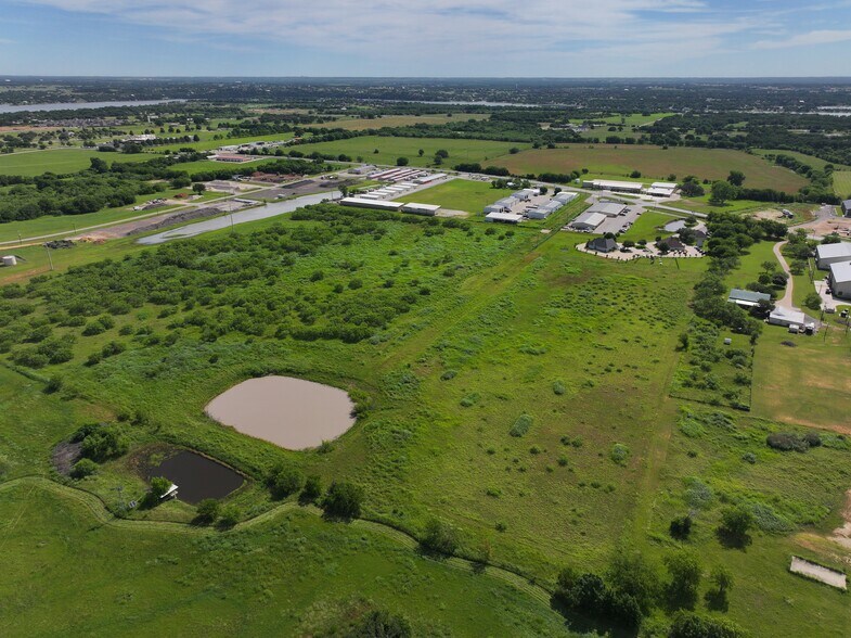 More Photos Of 1312 Weatherford Hwy, Granbury Land For Sale